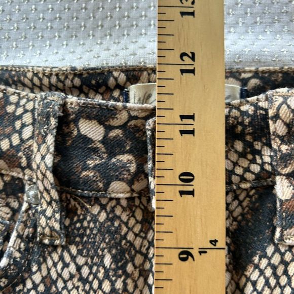 Free People Jeans Brown Two Faced Snakeskin Skinny Crop High Rise Raw sizw 29 - Picture 12 of 14